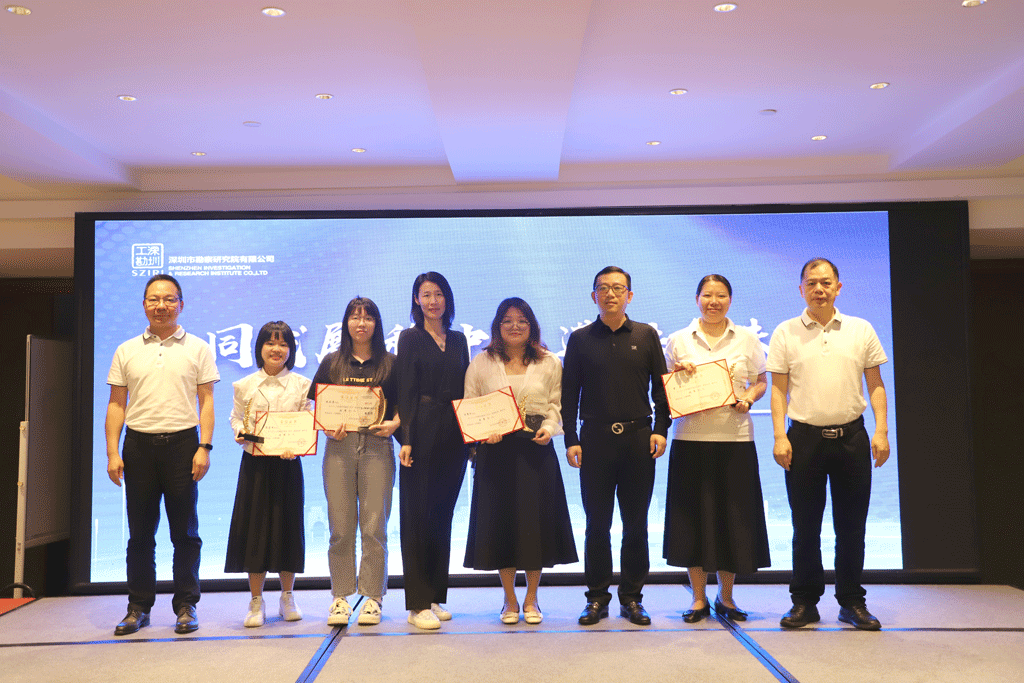 微信图片_20240402150500.gif 微信图片_20240402150500.gif